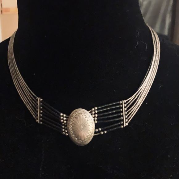Old Pawn Style Liquid Silver Choker - Picture 8 of 8